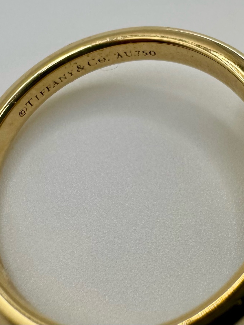 Tiffany & Co 18K Yellow Gold Large HardWear Ball Ring - Picture 11 of 11